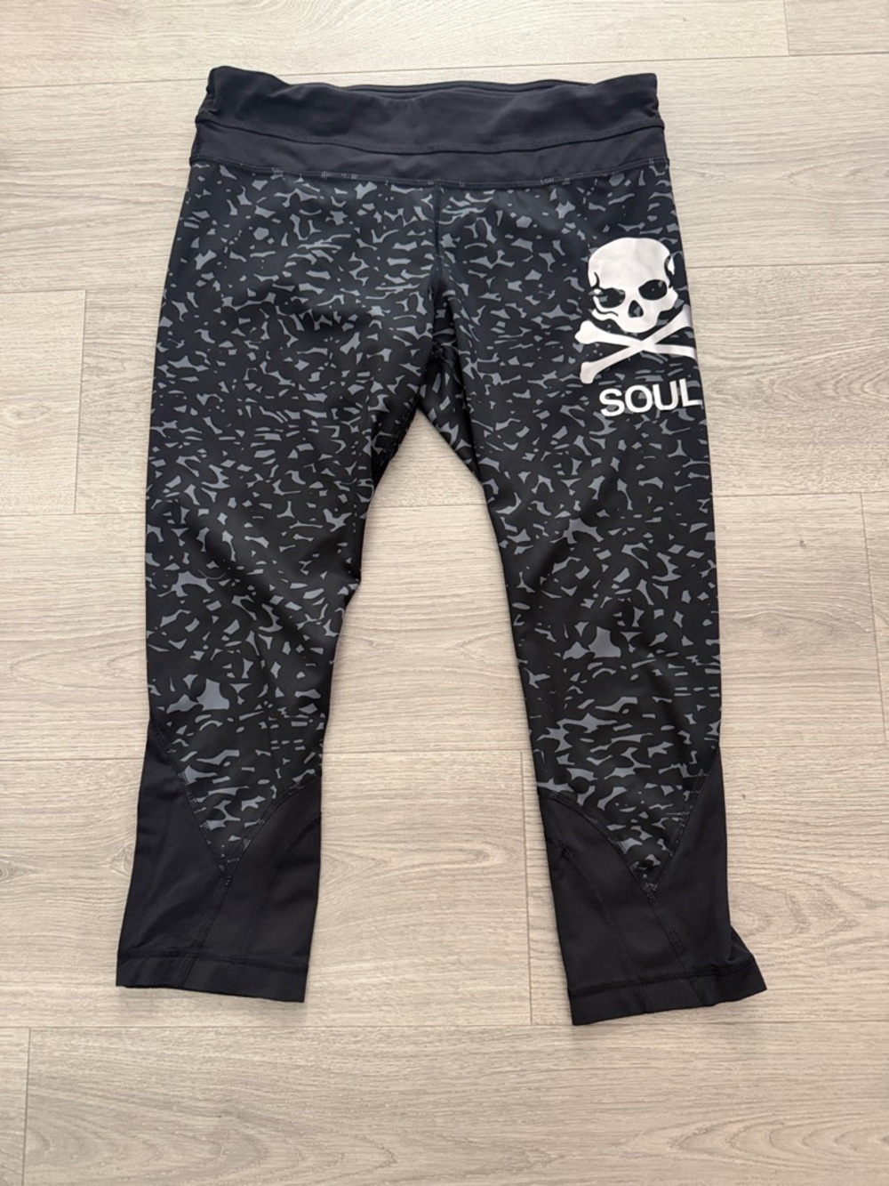 Special Edition SoulCycle x lululemon athletica Skull Print Leggings